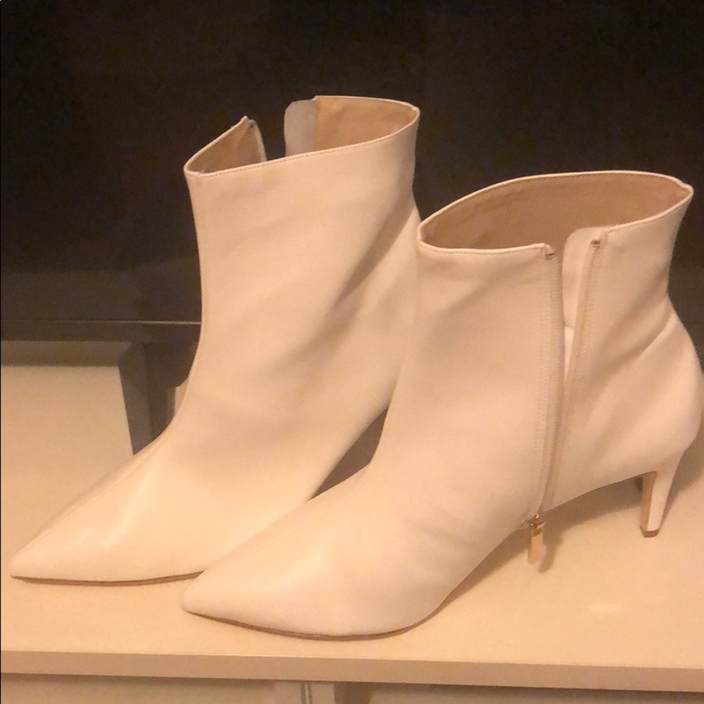RAYE WHITE HEELED BOOT